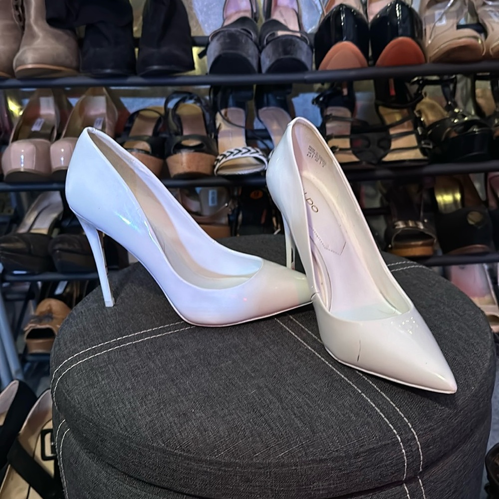 Aldo stessy white pointed toe stiletto heels with smile sole